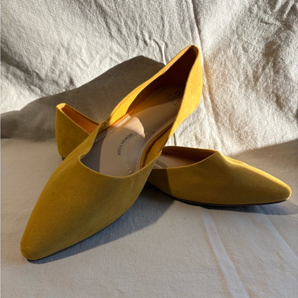 Time and Tru Women's Yellow Loafers - Picture 4 of 4